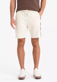 Шорты Шорты