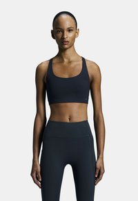 Спортивный бюстгальтер