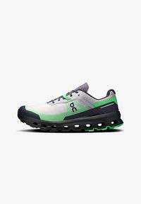 Беговые кроссовки