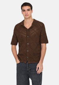 Рубашка с коротким рукавом