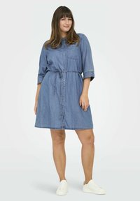 Джинсовое платье