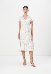 Летнее платье