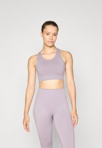 Спортивный бюстгальтер