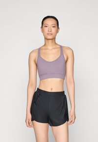 Спортивный бюстгальтер