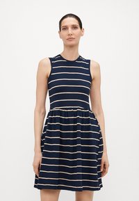 Пляжное платье