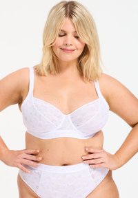 Бюстгальтер Бюстгальтер