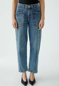 Свободные джинсы Свободные джинсы