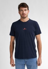 Футболка Футболка