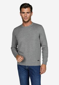 Вязаная кофта Вязаная кофта