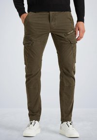 Брюки с накладными карманами