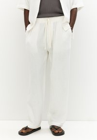 Брюки Брюки