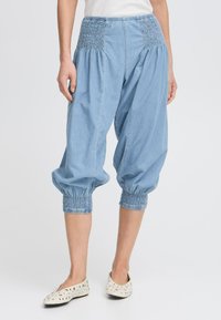 Широкие брюки