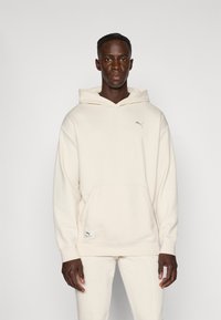 Спортивная кофта