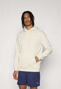 Спортивная кофта