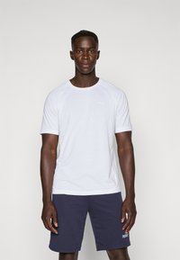 Спортивная майка