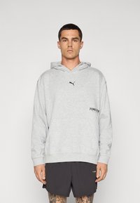 Спортивная кофта