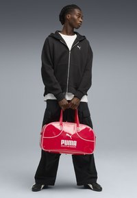 Дорожная сумка