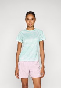 Спортивная майка