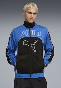 Спортивная куртка