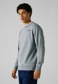 Толстовка Толстовка