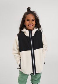 Спортивная куртка Спортивная куртка