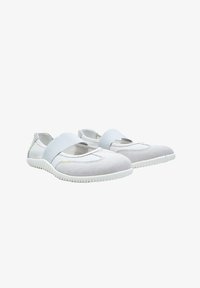 Спортивные балетки