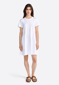 Платье Платье