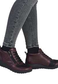 Высокие кеды