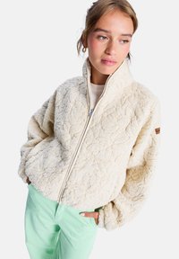 Флисовая куртка