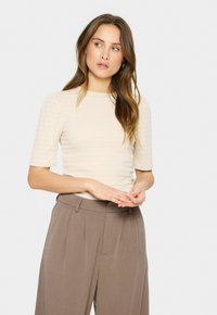 Футболка Футболка