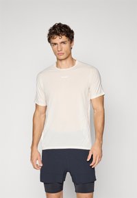 Спортивная майка