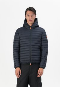 Зимняя куртка Зимняя куртка