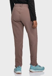 Спортивные штаны