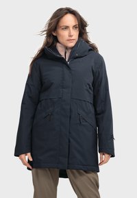 Спортивная куртка