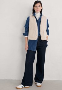 Флисовая куртка