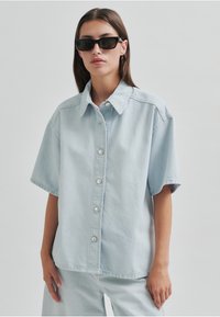 Блузка-рубашка Блузка-рубашка