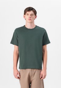 Футболка Футболка