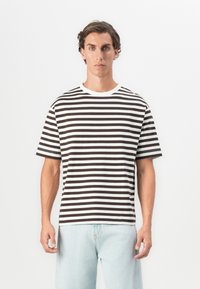 Футболка Футболка