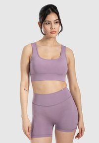 Спортивный бюстгальтер