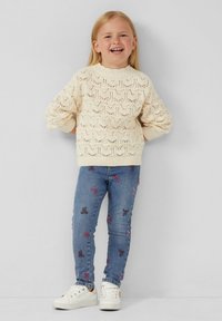 Пуловер Пуловер