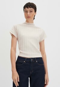 Пуловер с коротким рукавом