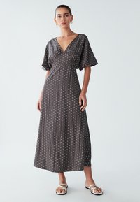 Летнее платье