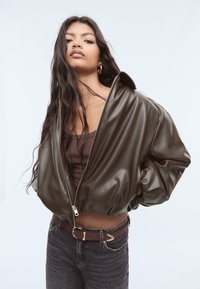 Кожаная куртка Кожаная куртка