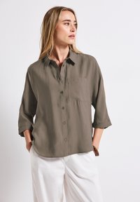 Блузка-рубашка