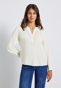 Блузка Блузка