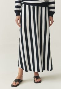 Вязаная юбка