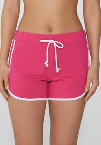 Узкие брюки