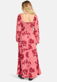 Платье макси