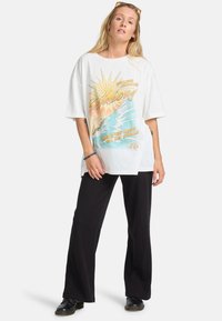 Длинная майка