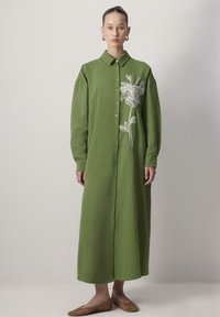 Платье макси